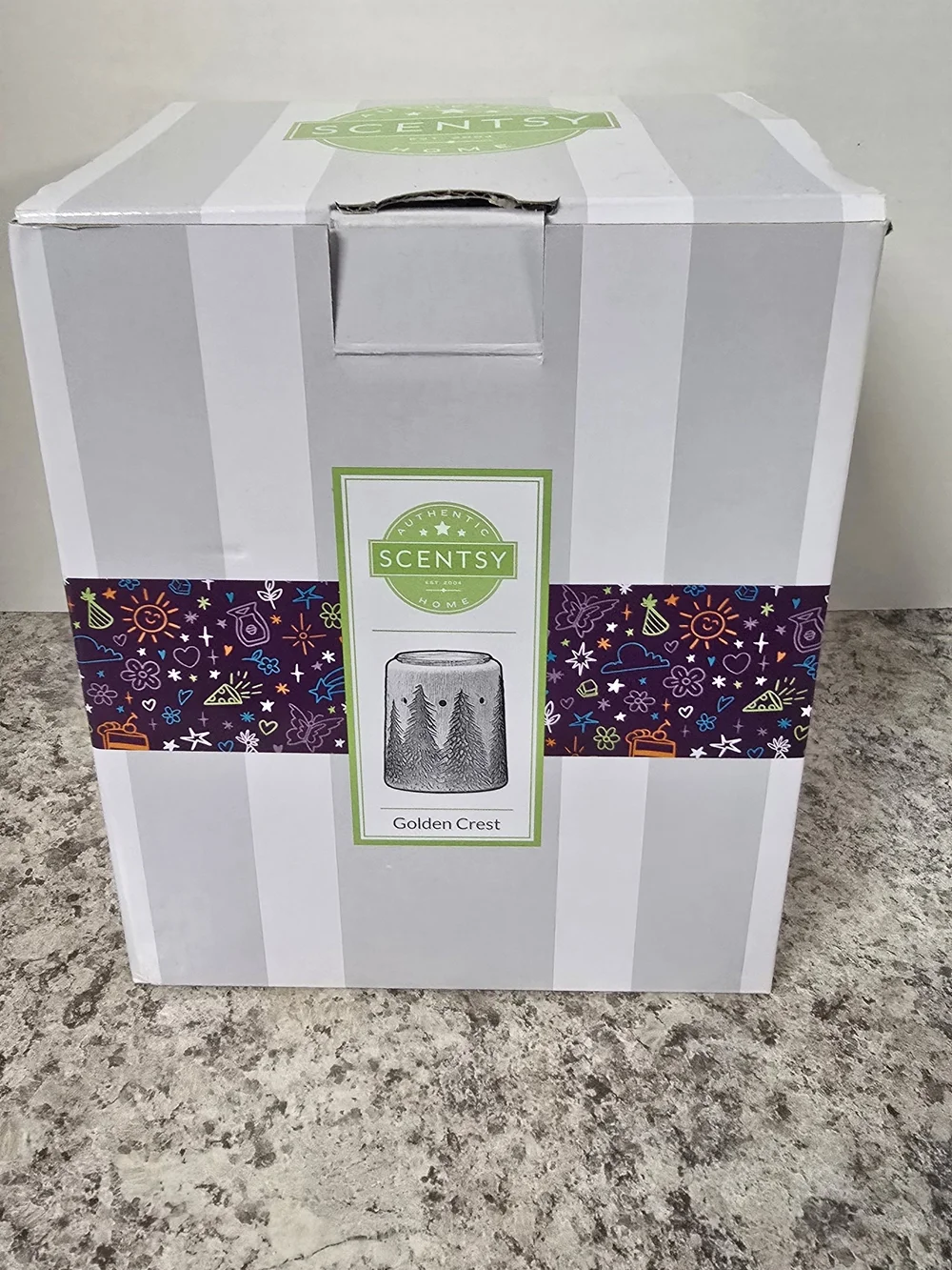 Scentsy Golden Crest Wax Warmer